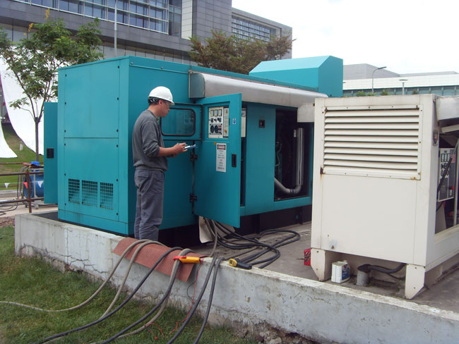 八步发电机出租 八步发电机出租